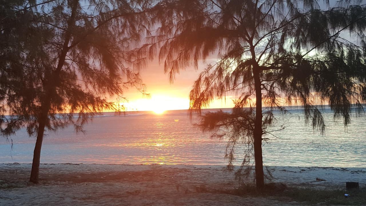 Saipan Beach Hotel Zewnętrze zdjęcie